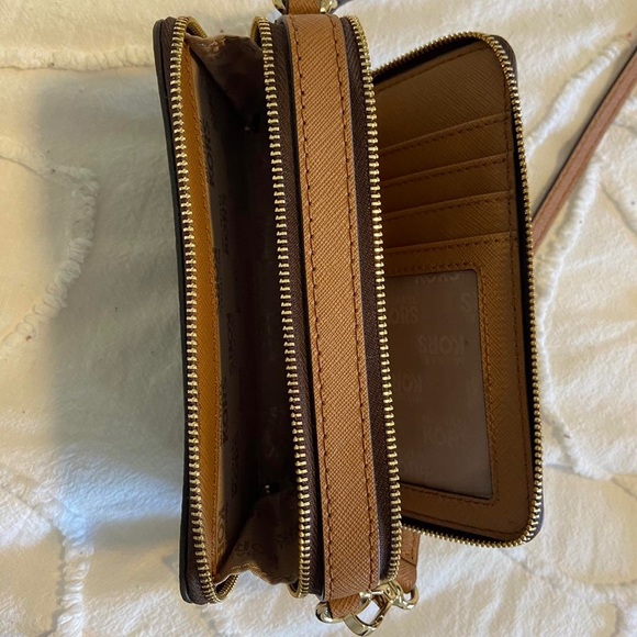 Brown Michael Kors Crossbody Purse/Wallet - Picture 4 of 4